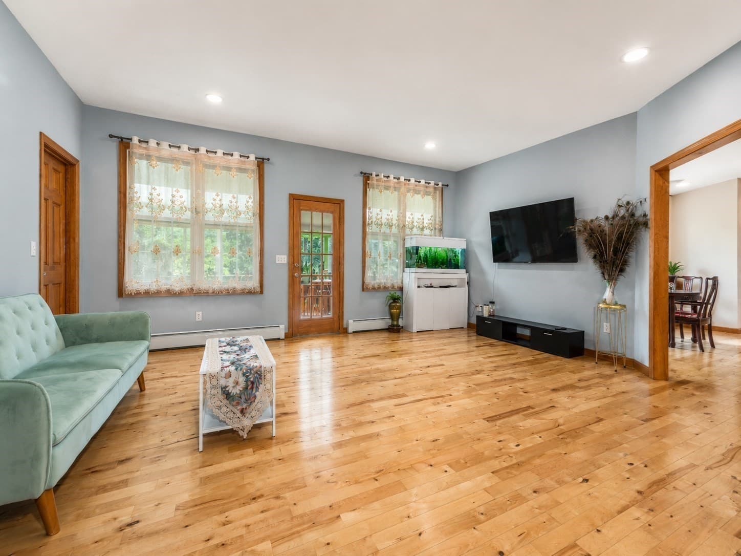 Single Family Residence at 36 E Brookfield Rd, North Brookfield MA 01535, North Brookfield, photo 3 of 35