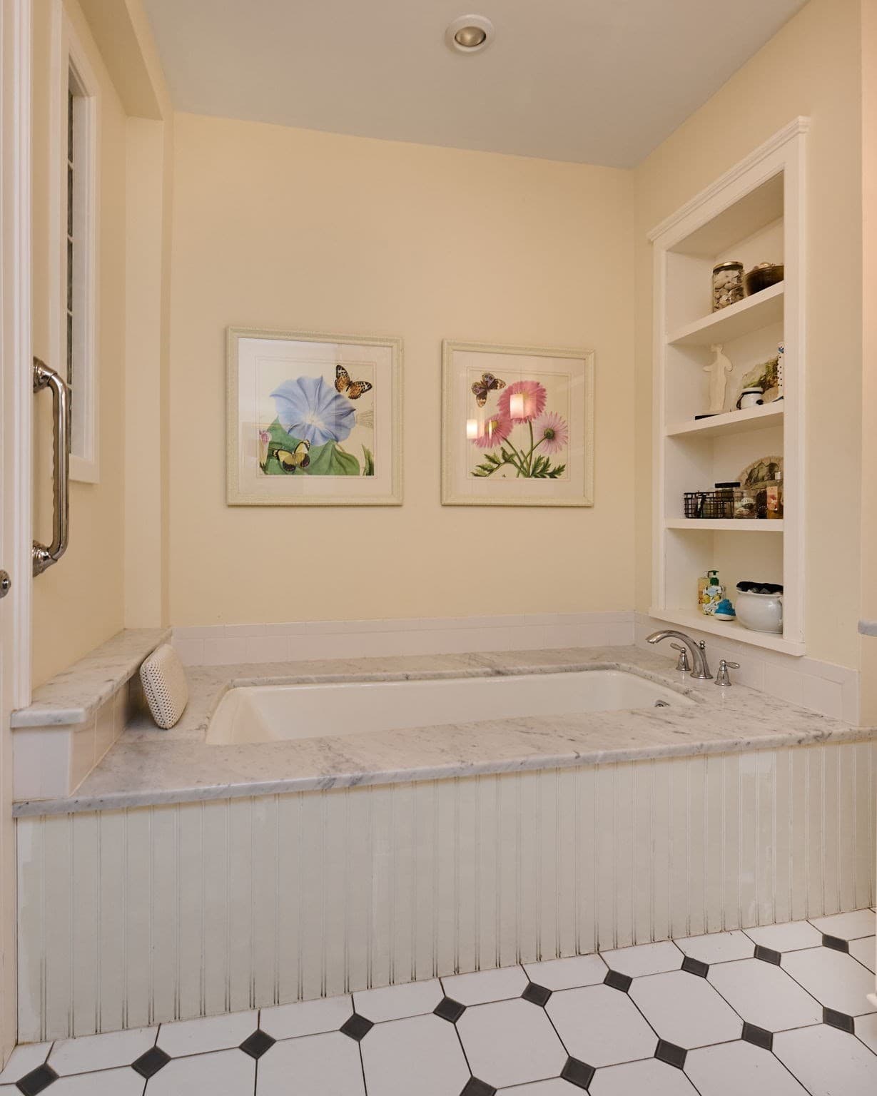 Single Family Residence at 25 Woodbridge St, South Hadley MA 01075, photo 22 of 42