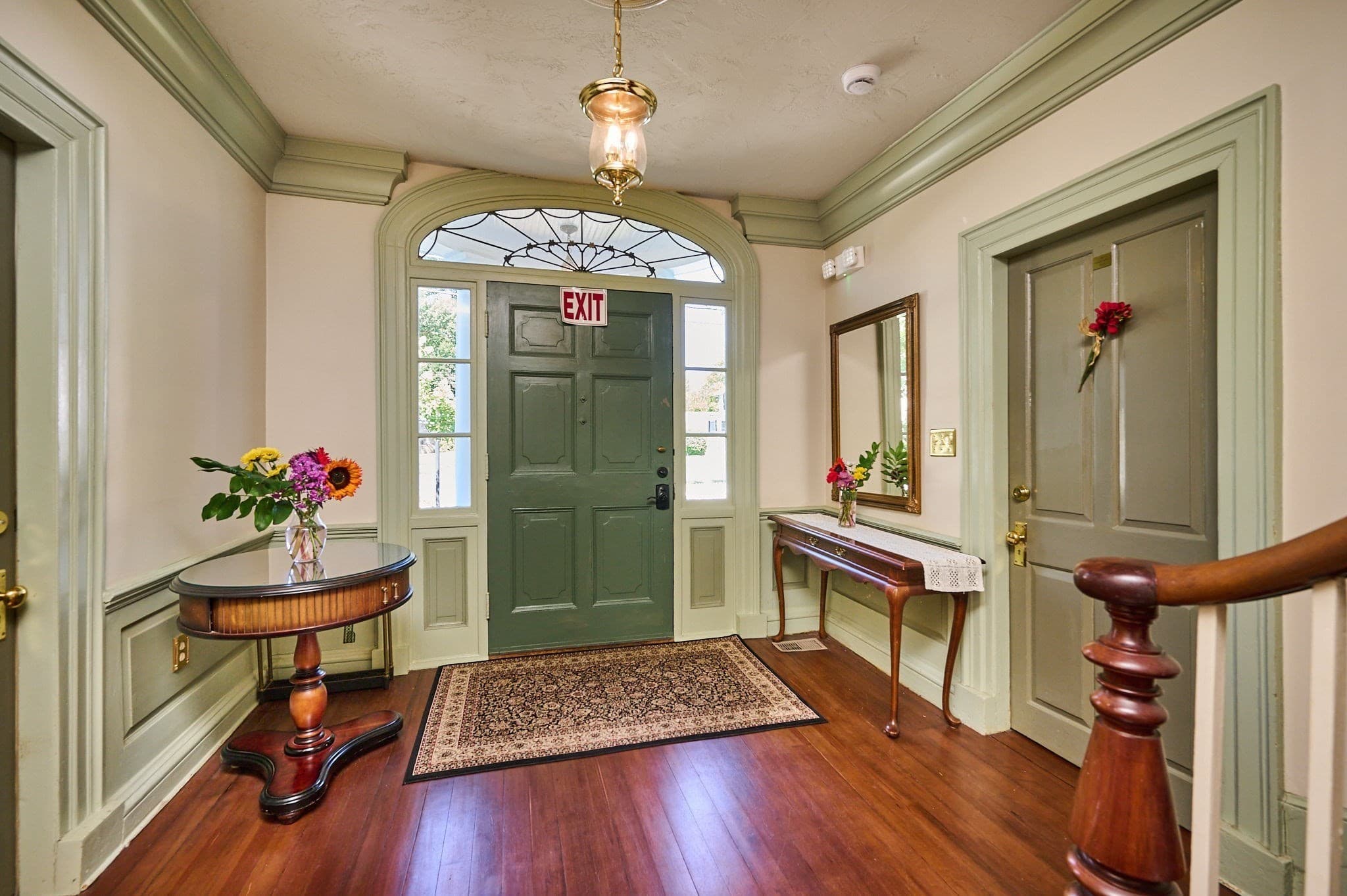 Single Family Residence at 25 Woodbridge St, South Hadley MA 01075, photo 3 of 42