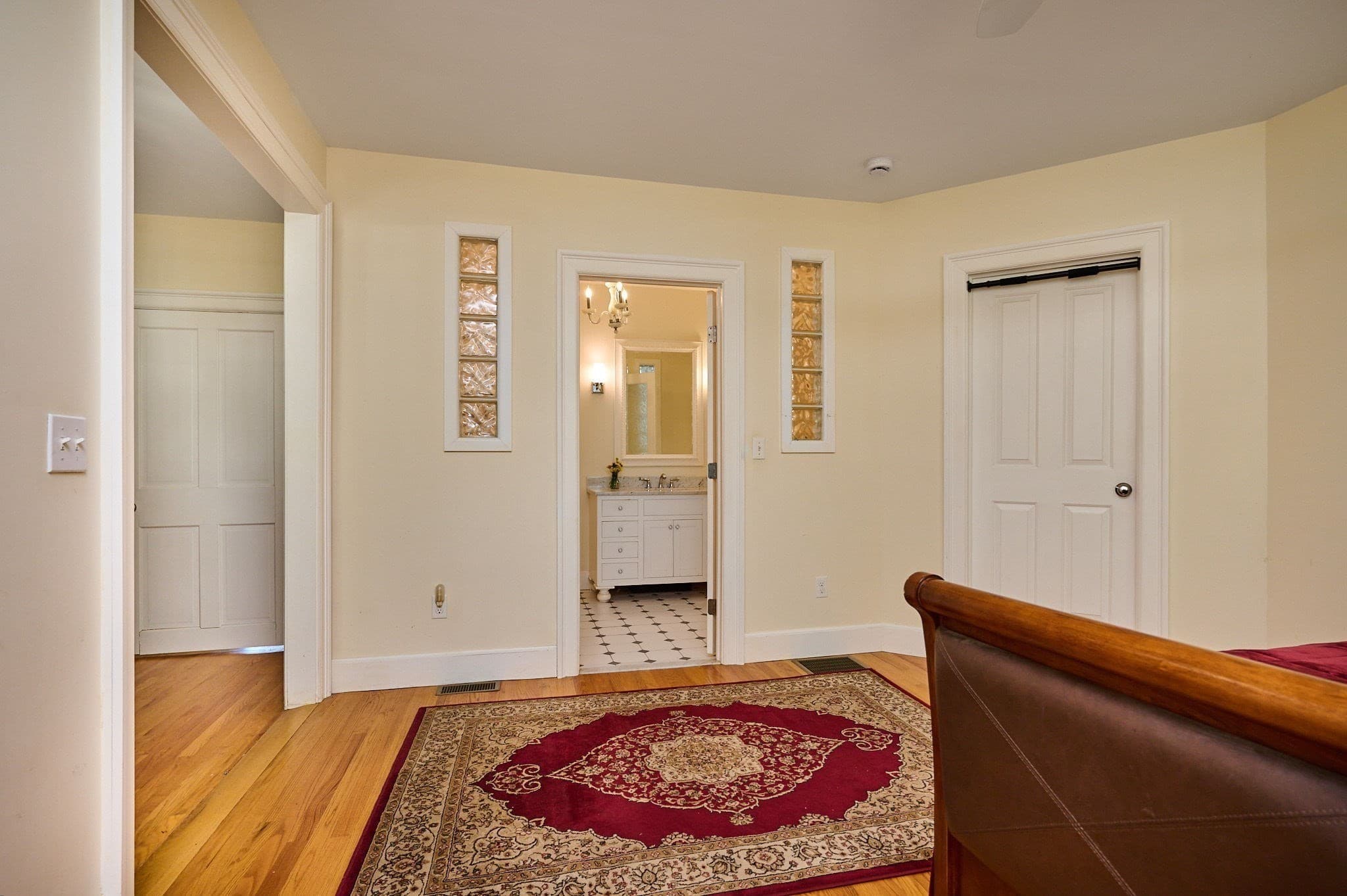 Single Family Residence at 25 Woodbridge St, South Hadley MA 01075, photo 20 of 42