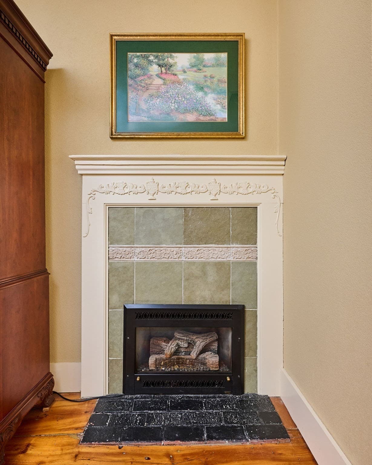 Single Family Residence at 25 Woodbridge St, South Hadley MA 01075, photo 31 of 42
