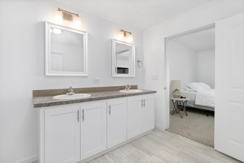 121 E Washington Street # 35, North Attleboro MA 02760 photo 16