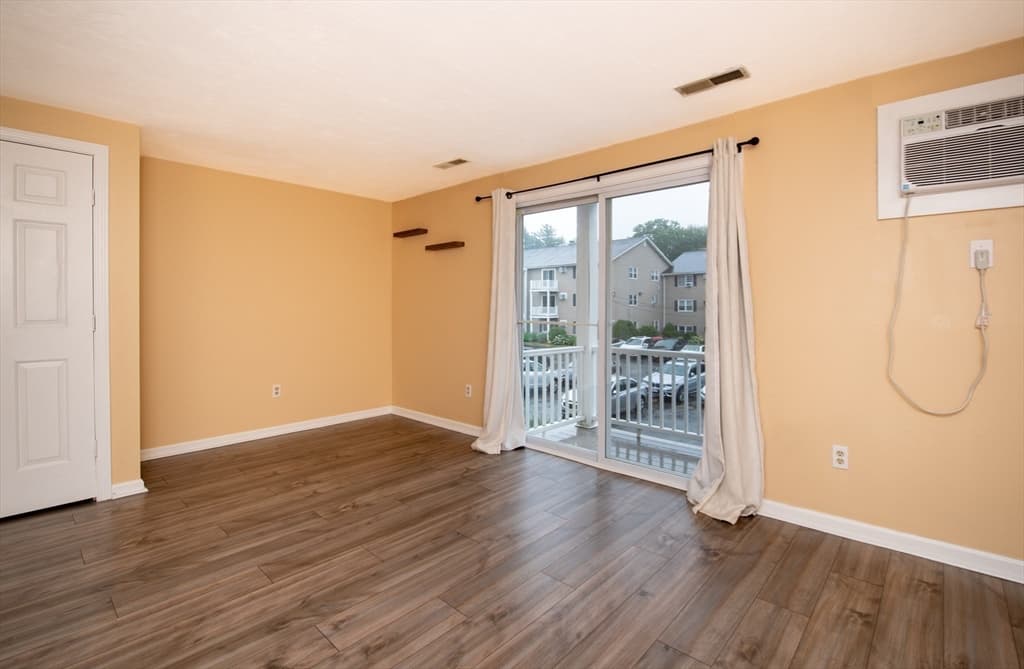 1585 Braley Rd # 51, New Bedford MA 02745 photo 27