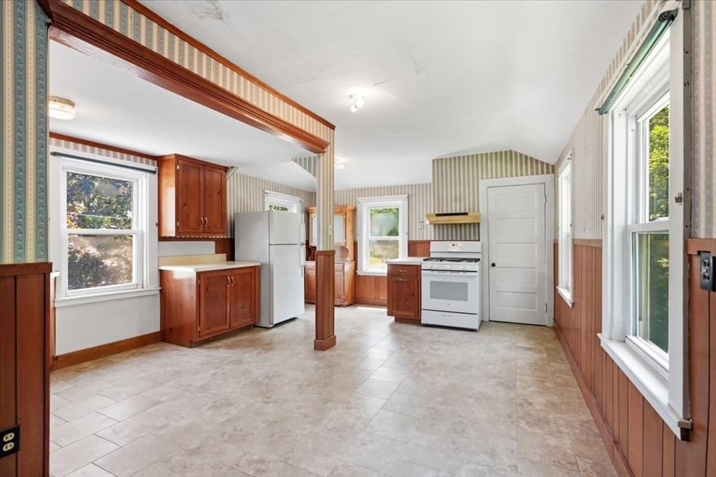 74 Wareham St, Middleboro MA 02346 photo 22
