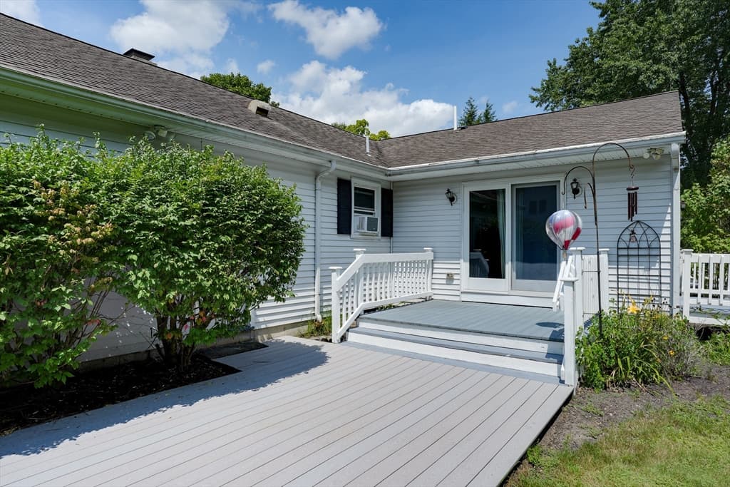 15 Burbank Ln, Lancaster MA 01523 photo 23