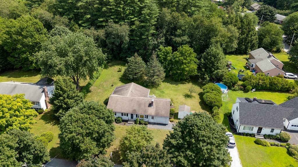 15 Burbank Ln, Lancaster MA 01523 photo 27