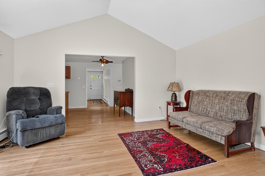 15 Burbank Ln, Lancaster MA 01523 photo 12