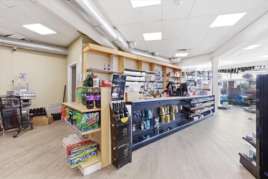 1064 Main, Hanson MA 02341 photo 6