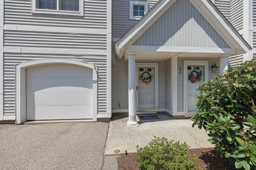 140 Commonwealth Ave # 23, North Attleboro MA 02776 photo 2