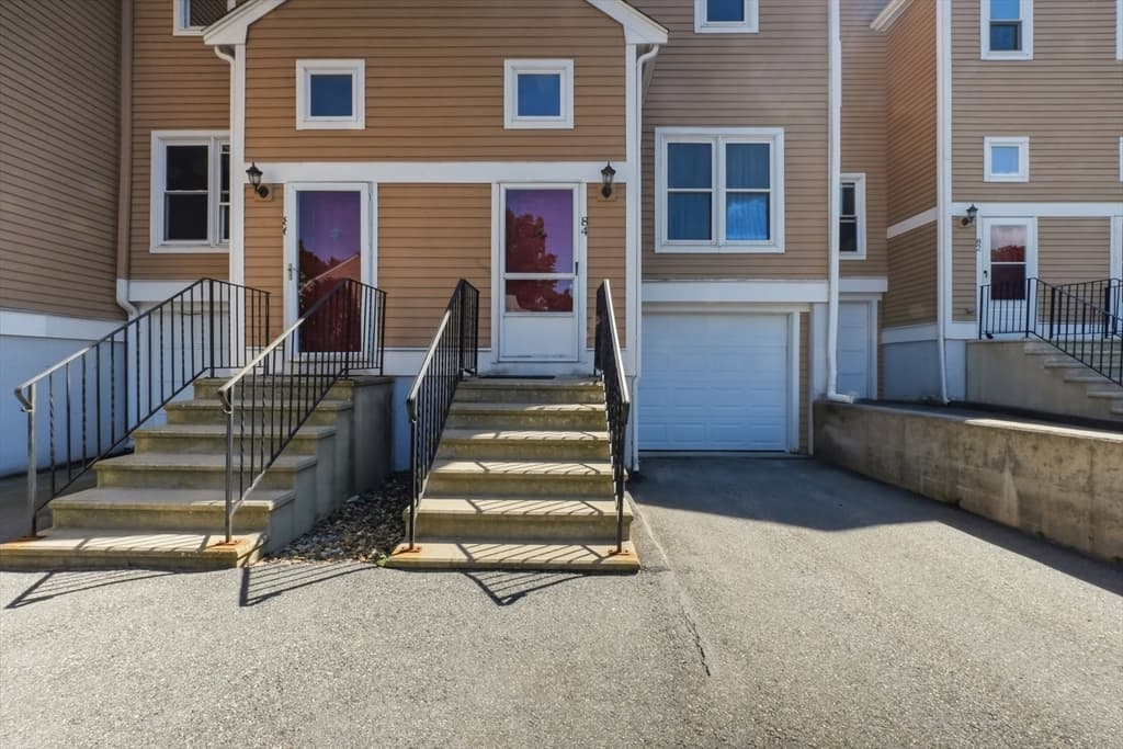 84 Camelot Drive # 84, Worcester MA 01602 photo 2