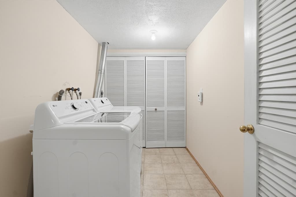 84 Camelot Drive # 84, Worcester MA 01602 photo 32