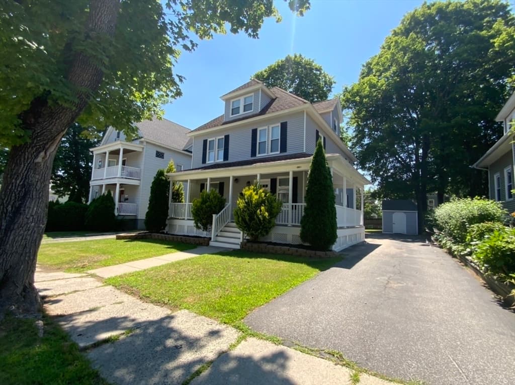5/5A Ferdinand St, Worcester MA 01603 photo 4