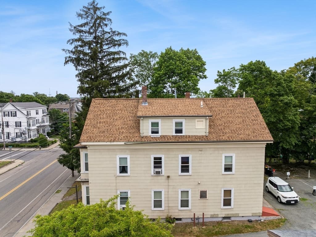 282 Belmont St, Brockton MA 02301 photo 5