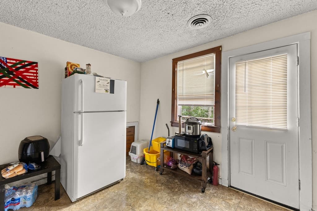 282 Belmont St, Brockton MA 02301 photo 21