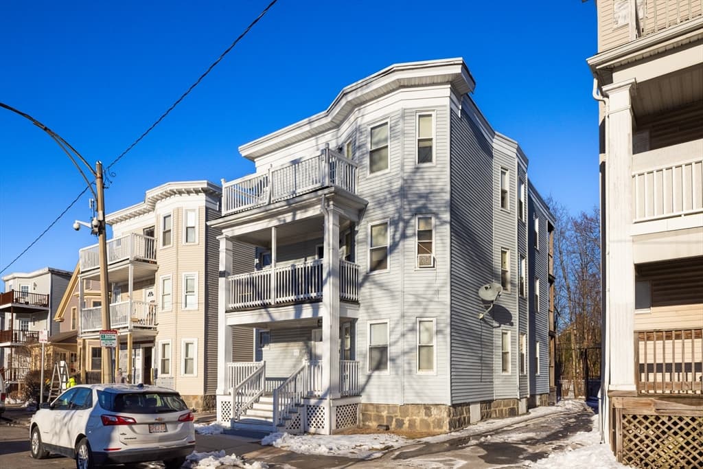 22 Melbourne Street, Boston MA 02121 photo 3