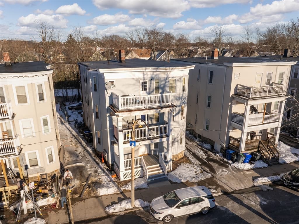 22 Melbourne Street, Boston MA 02121 photo 4