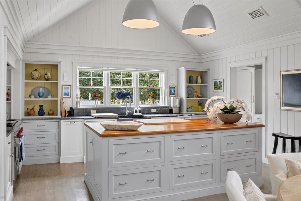149 Litchfield Road, Edgartown MA 02539 photo 5