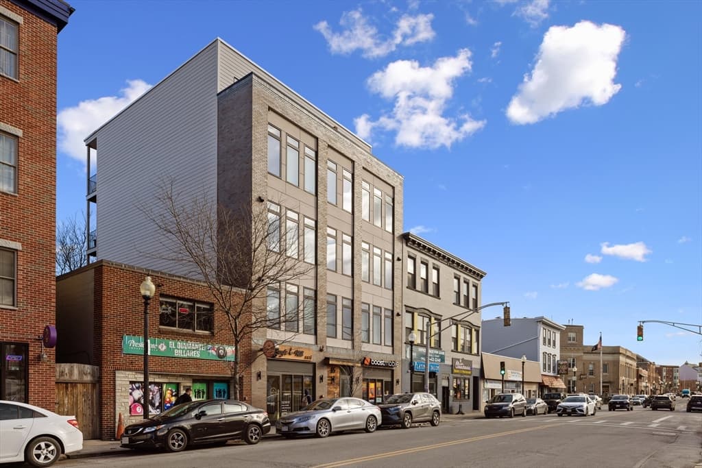 65 Meridian St. # B, Boston MA 02128 photo 3