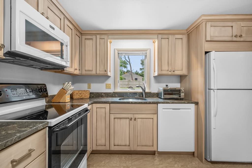 130 Cathedral Rd, Brewster MA 02631 photo 4