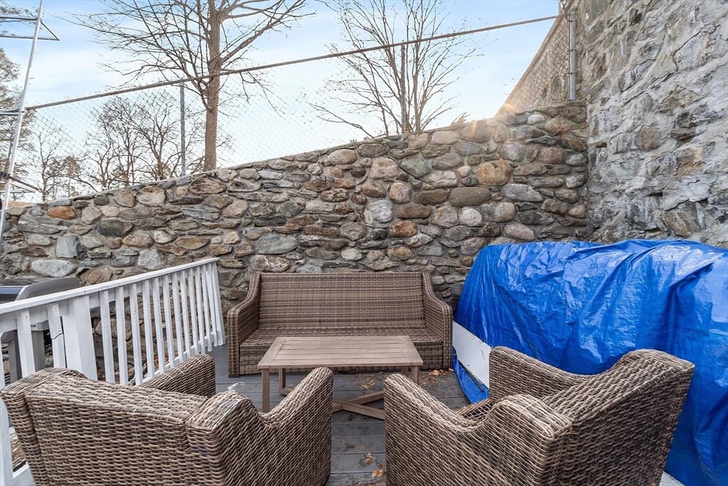2 Grove St, Methuen MA 01844 photo 33