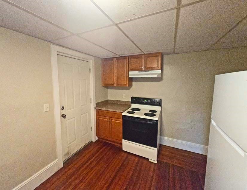5-9 Family at 541-543 Front Street, Chicopee MA 01013, Chicopee, photo 10 of 18