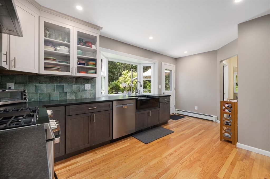 172 Broad Rock Rd, South Kingstown RI 02879 photo 10