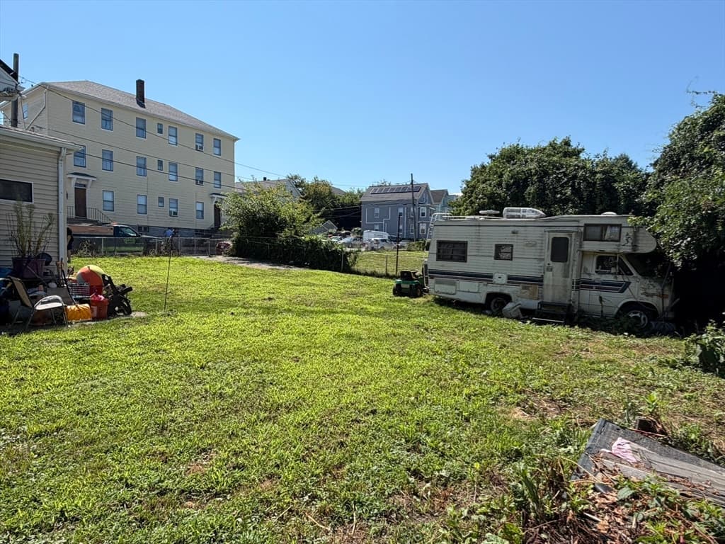 15 Allen St, Fall River MA 02724 photo 10