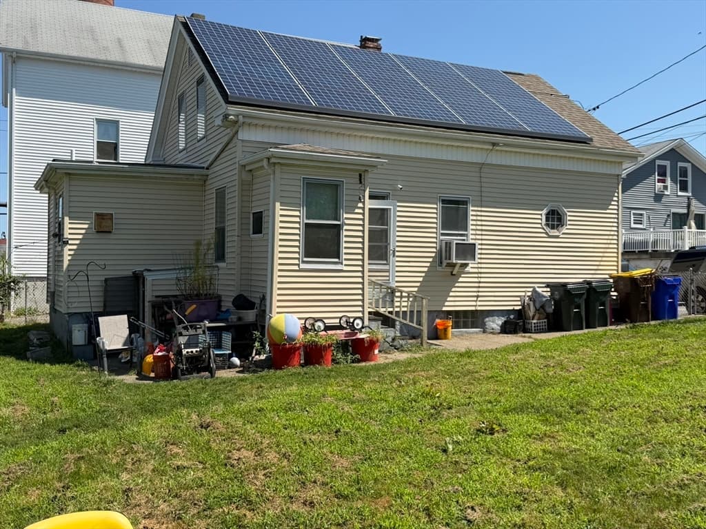 15 Allen St, Fall River MA 02724 photo 4