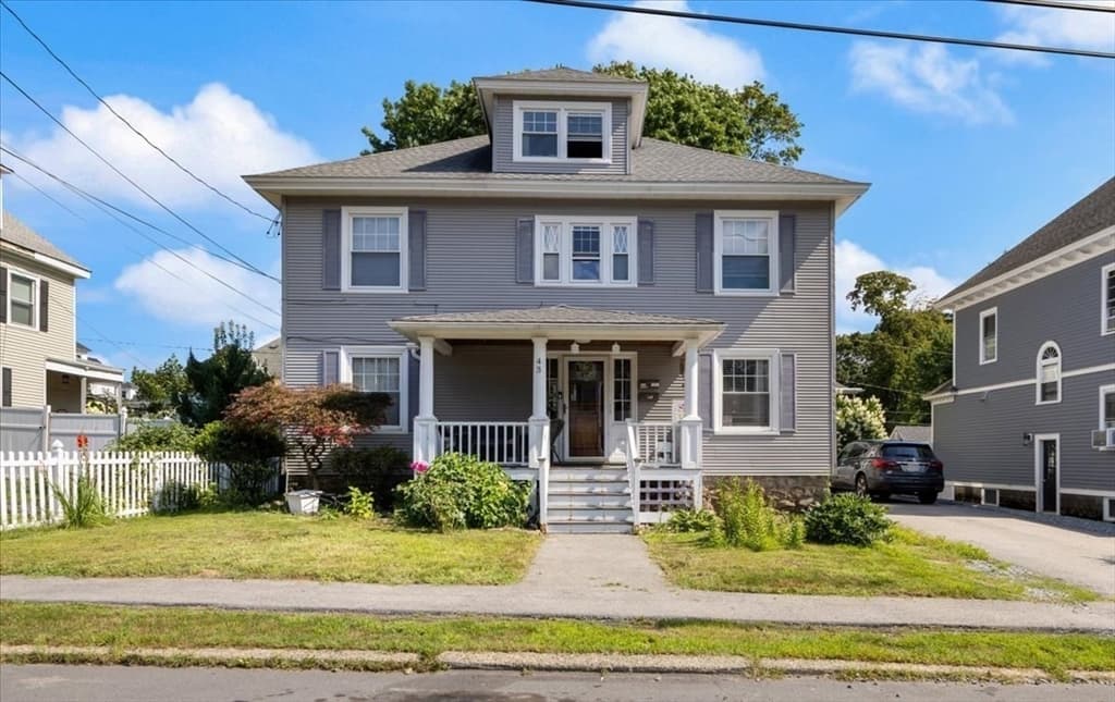 43 Brockton Ave, Haverhill MA 01830
