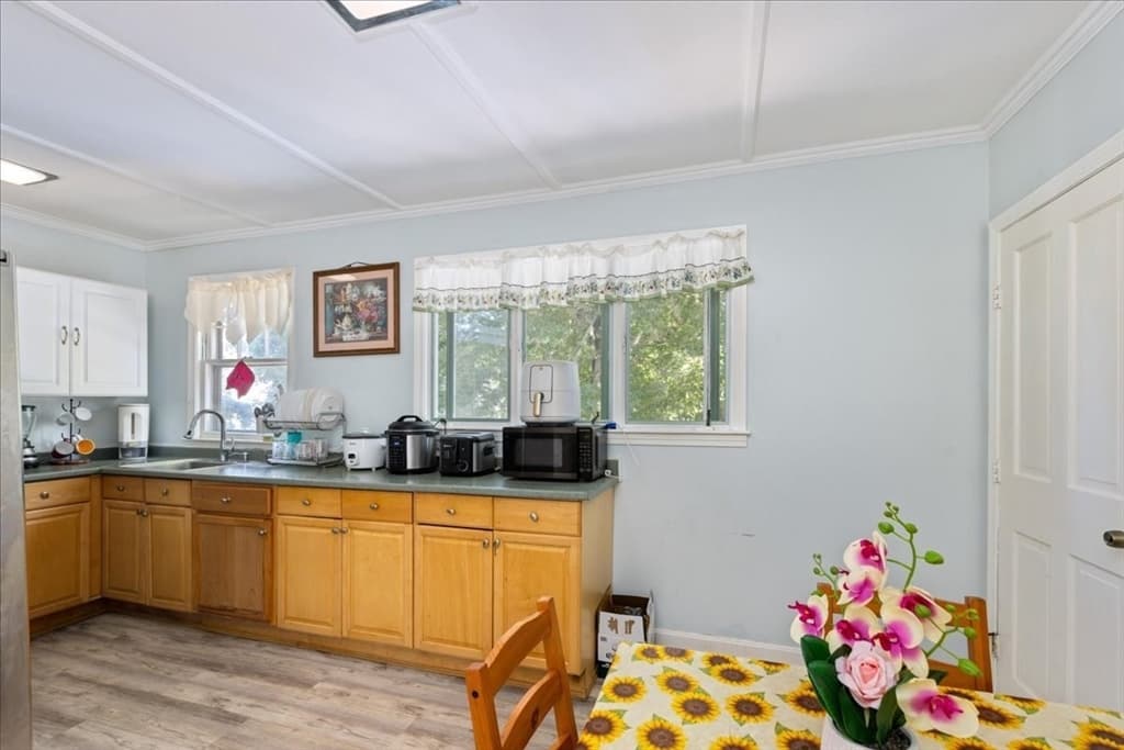 43 Brockton Ave, Haverhill MA 01830 photo 18