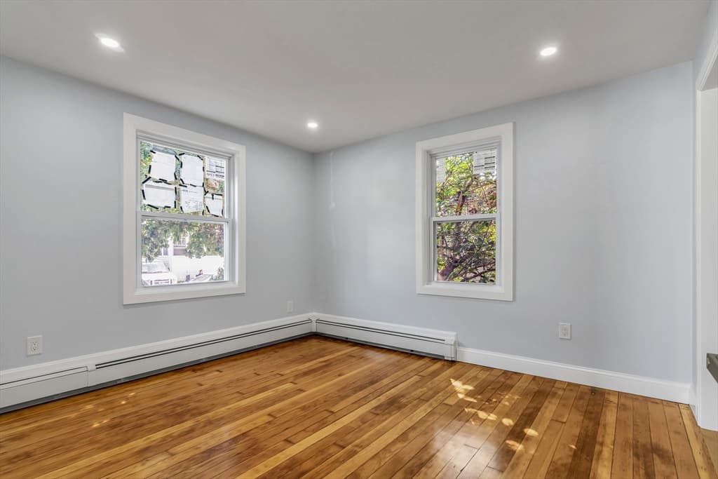 197 Oakland Ave, Methuen MA 01844 photo 6