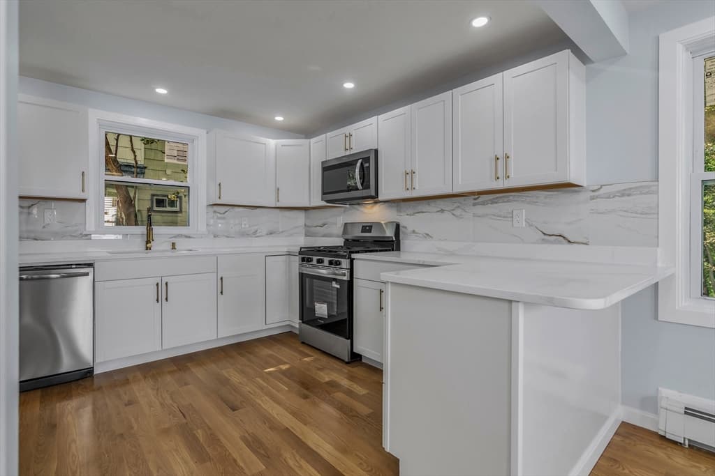 197 Oakland Ave, Methuen MA 01844 photo 16