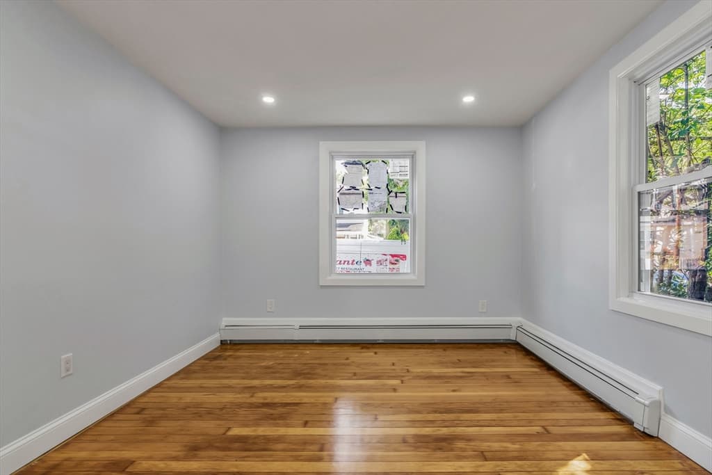 197 Oakland Ave, Methuen MA 01844 photo 7