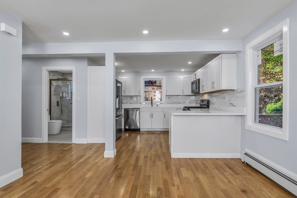 197 Oakland Ave, Methuen MA 01844 photo 14