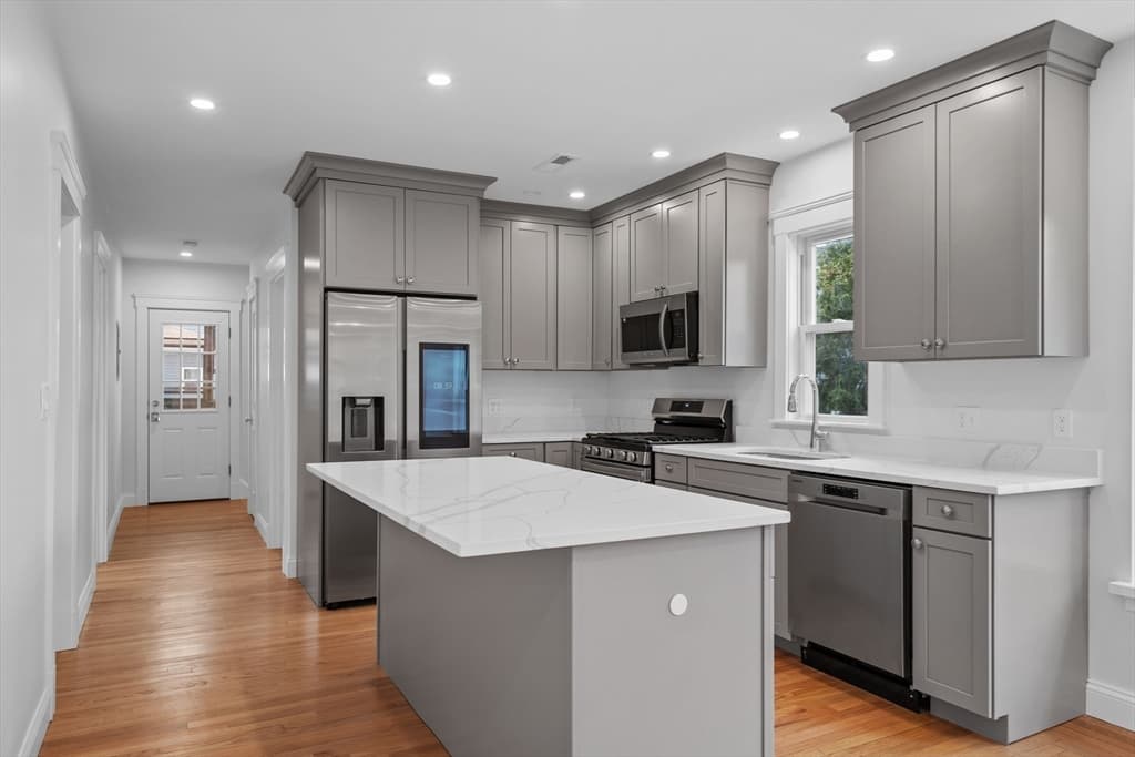 35 Farragut Ave # 35, Medford MA 02155 photo 6