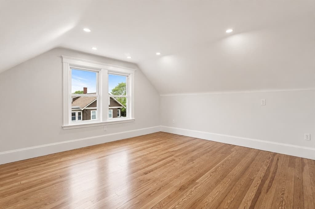 35 Farragut Ave # 35, Medford MA 02155 photo 17