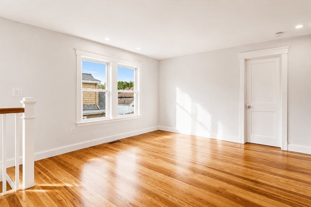 35 Farragut Ave # 35, Medford MA 02155 photo 16