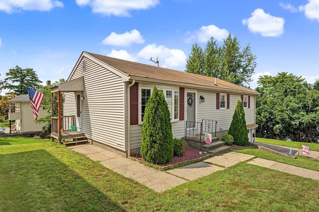 69 Thomas, Woonsocket RI 02895