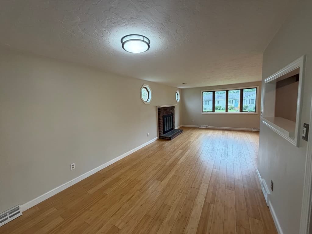 688 Plymouth St, Bridgewater MA 02324 photo 8