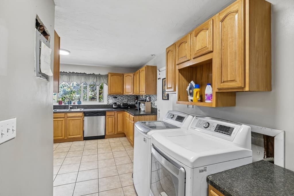 114 Rich St, Gardner MA 01440 photo 19