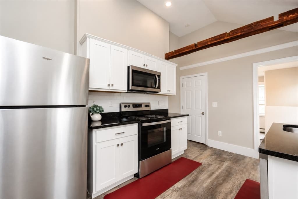 42-44 Grove St, Clinton MA 01510 photo 7
