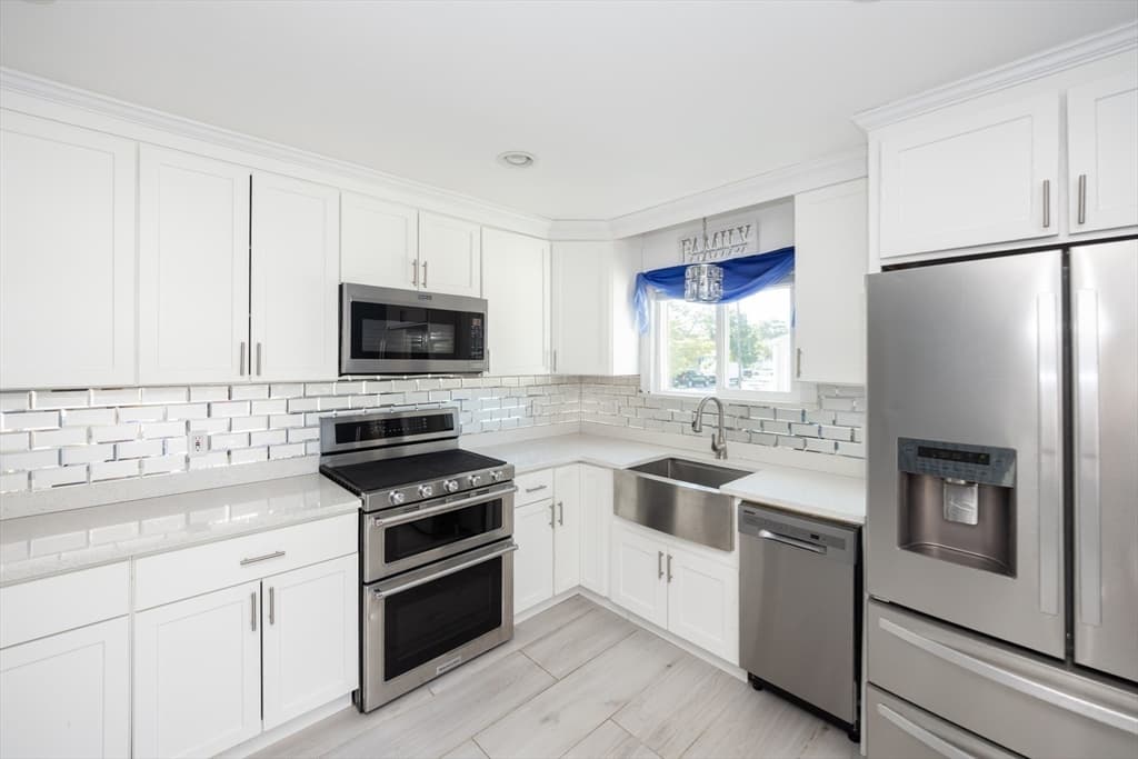 56 Blueberry Ter, New Bedford MA 02745 photo 20