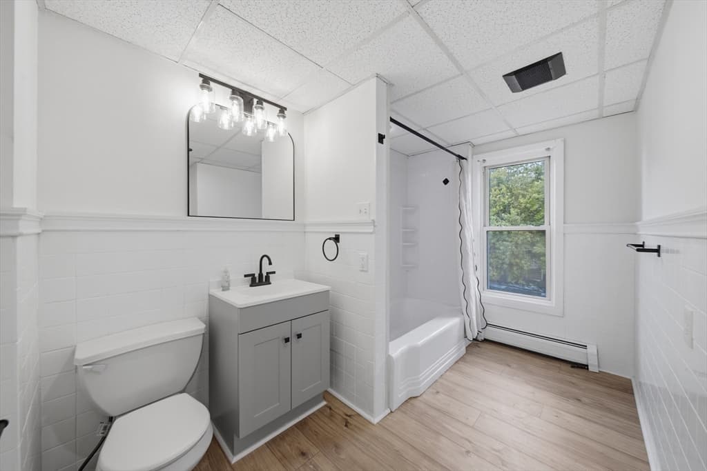 26 Washington Ave, Holyoke MA 01040 photo 7