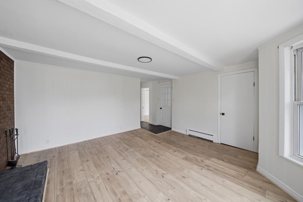 26 Washington Ave, Holyoke MA 01040 photo 9