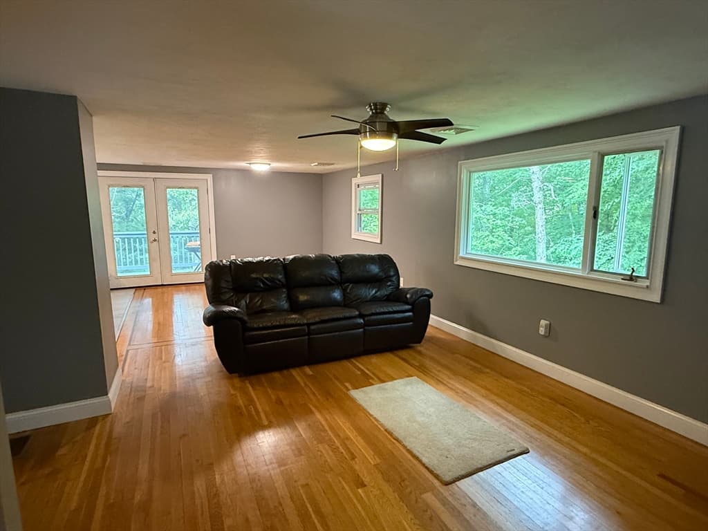 62 Piehl Ave, Worcester MA 01606 photo 9