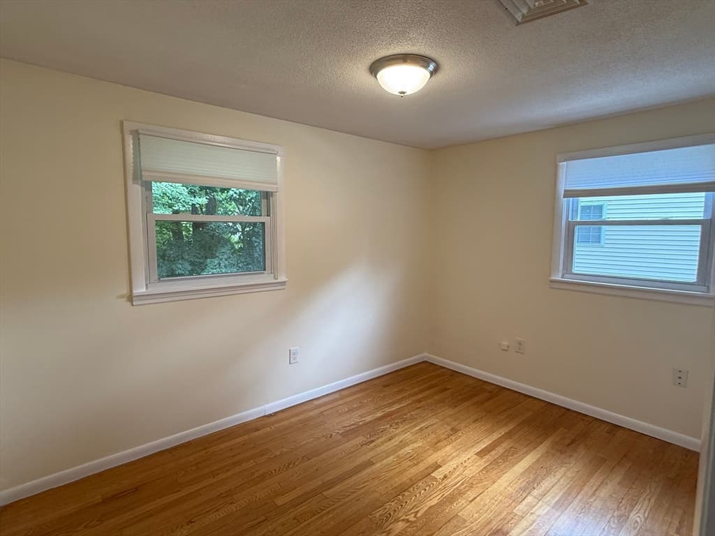 62 Piehl Ave, Worcester MA 01606 photo 15