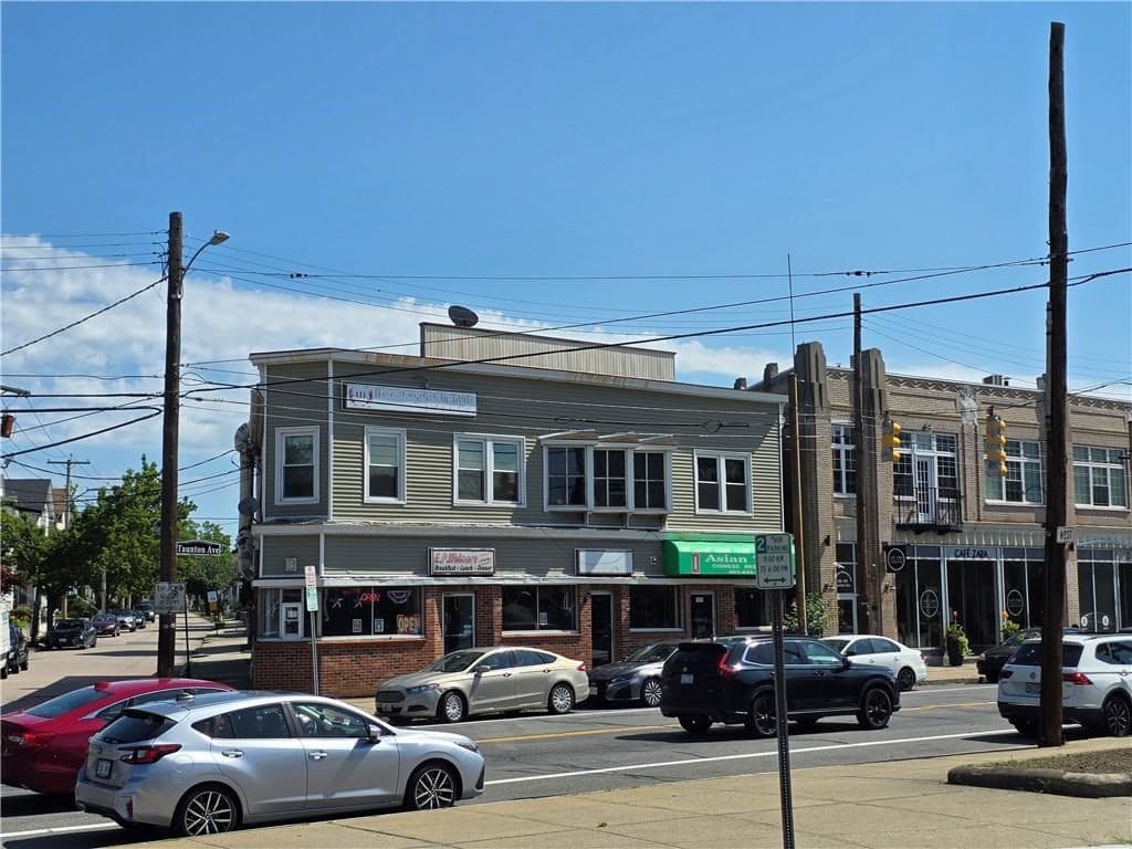 122 126 Taunton Ave, East Providence RI 02814