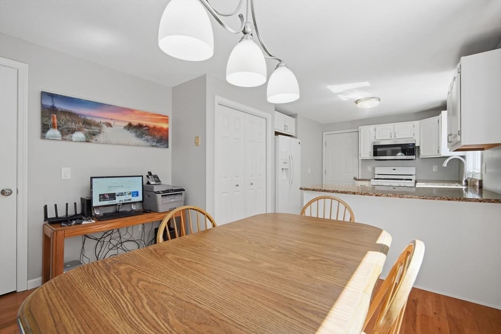 78 Oak Brook Drive, East Longmeadow MA 01028 photo 9