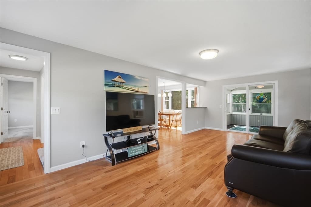 78 Oak Brook Drive, East Longmeadow MA 01028 photo 8