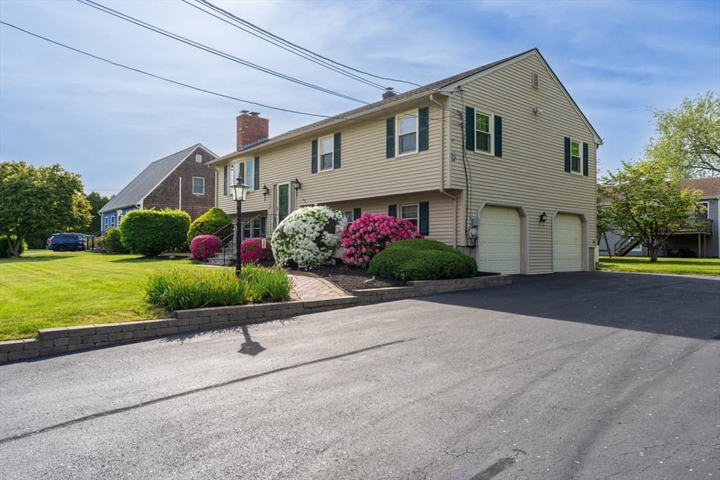 9 Kathleen Drive, Warren RI 02885 photo 3